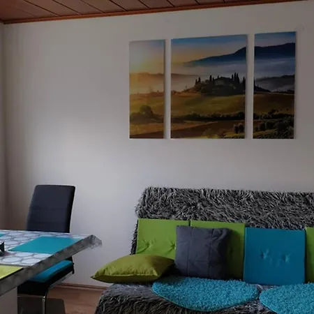 Mia Apartman, Eisenerz