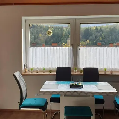 Mia Apartman,